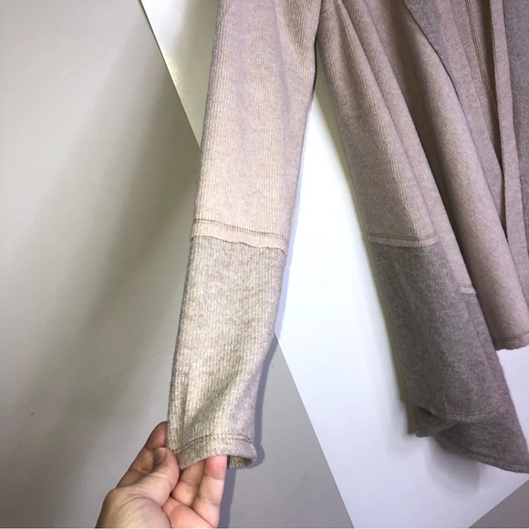 Ivy  Open Front Cardigan Sweater XS Oatmeal Tan Beige Patchwork Soft Waterfall - Picture 4 of 11